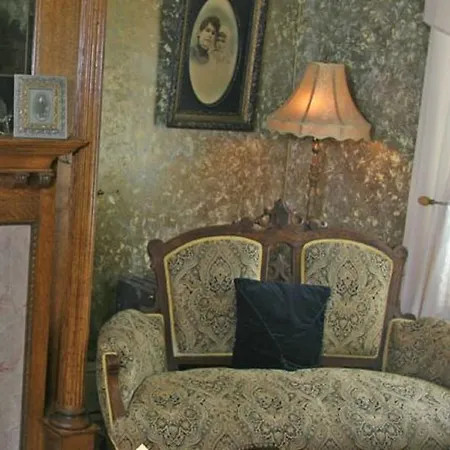 Brumder Mansion-3
